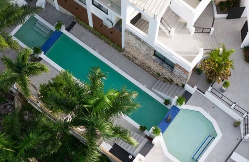 Las Terrenas Villa | Luxurious 9-bedroom villa with WiFi, AC in marvelous Las Terrenas