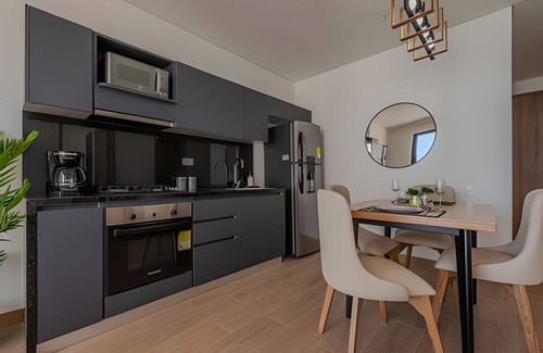 El Cabrero Apartment | Luxurious and NEW, Ocean View and Historic Center