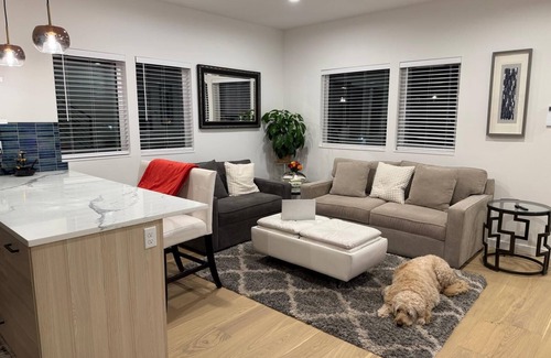 Alki House | Luxurious Alki Beach Townhome: Steps to the Shore. Pet-Friendly!