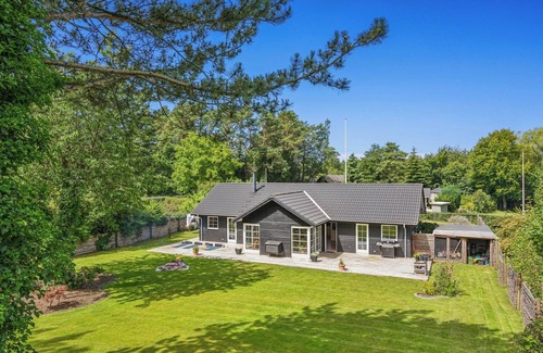 Rageleje House | Luxurious and idyllic summer house – 134 m²