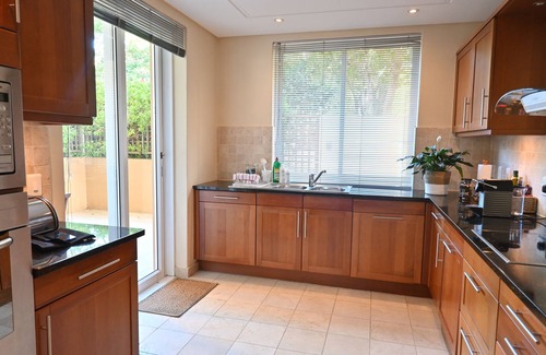 Victoria and Alfred Waterfront Apartment | Luxurious and Secure Family Apartment in the Center of Cape Town V&A Waterfront