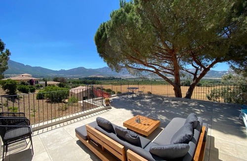 Moncale Villa | Luxurious apartment with panoramic views and heated pool - near Calvi