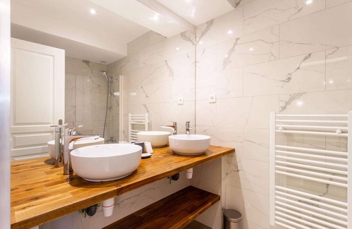 Quartier Saint-Ambroise Apartment | Luxurious apartment - 4BR/12P - Bastille/Voltaire