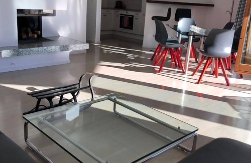 Flims Apartment | Luxurious apartment with access to ski slope