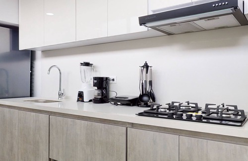 Calle 100 Apartment | LUXURIOUS APARTMENT NEAR UNICENTRO - TWO ROOMS