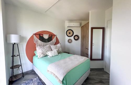Merida Municipality Apartment | Luxurious Apartment with Charming Lake View in Mérida