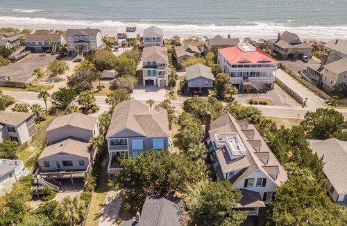 Pawleys Island House | Luxurious Beachfront Escape with Spectacular Views