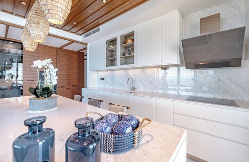 Bodrum City Center Resort | Luxurious Beachfront Flat with Hotel Amenities Inside a 5-Star Resort