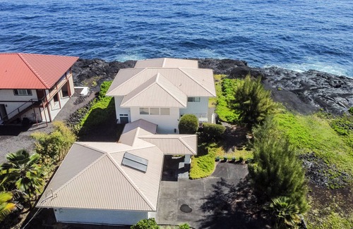 Kapoho Villa | Luxurious Blue Horizon Villa near Hilo, entire villa