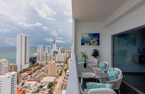 Bocagrande Apartment | Luxurious Condo with Ocean and City View, 29th Floor