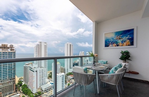 Bocagrande Apartment | Luxurious Condo with Ocean and City View, 29th Floor