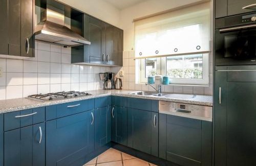 Sint Maartensvlotbrug House | Luxurious coastal villa near forest