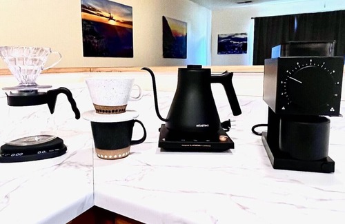 Williams Condo | Luxurious Comfort w/Coffee Bar & EV Charger
