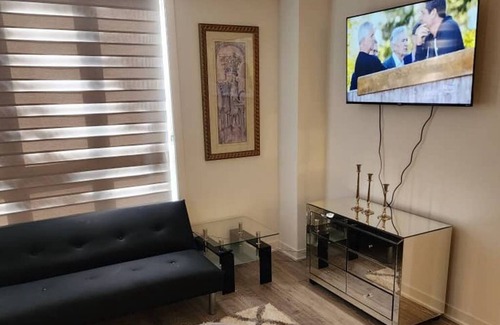 Rathwood Apartment | Luxurious, Comfy , peaceful and located in the heart of Mississauga.