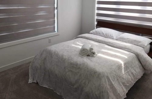Rathwood Apartment | Luxurious, Comfy , peaceful and located in the heart of Mississauga.