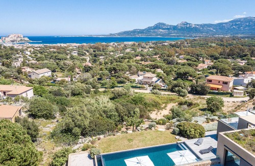 Calvi Villa | Luxurious contemporary villa with exceptional view over the bay of Calvi!