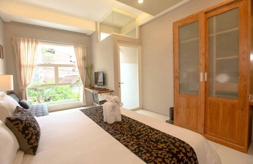 Pemecutan Kelod Apartment | Luxurious design studio in the center 6