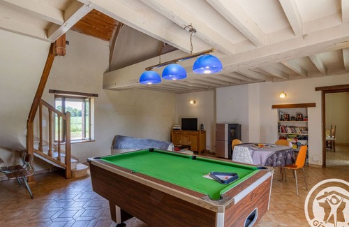 Marans Cottage | Luxurious Family Retreat: Spa, Games, Garden, Near Angers & Rennes