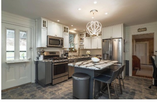 Richfield Springs House | Luxurious, Grand Home—Discount Offseason Rate—Cooperstown Baseball& Brewery 13mi