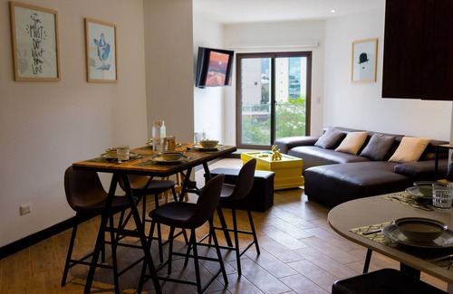 Zona 10 Apartment | Luxurious, modern and central (Z10)