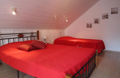 Stoumont House | Luxurious Holiday Home in Stoumont with Swimming Pool