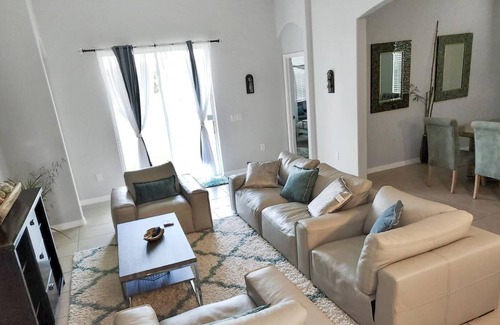 Riverview House | Luxurious home with zen energy. Experience joy.