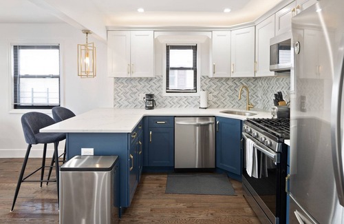 Queens Apartment | Luxurious Hotel 6 Bedroom 4bath Near JFK