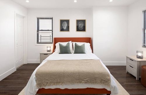 Queens Apartment | Luxurious Hotel 6 Bedroom 4bath Near JFK