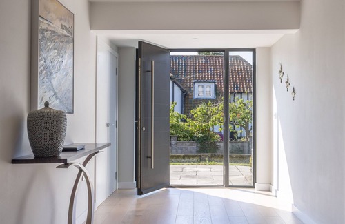 Thorpeness Cottage | Luxurious house near beach with hot tub - Mallards