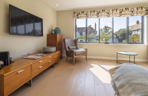 Thorpeness Cottage | Luxurious house near beach with hot tub - Mallards