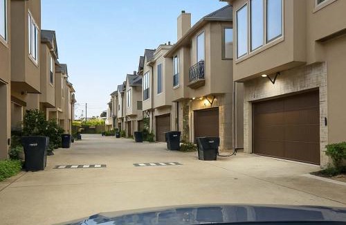 Woodlake - Briar Meadow House | Luxurious House Private Jacuzzi 5 Beds