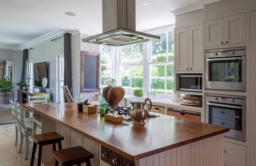 Hout Bay House | Luxurious Hout Bay home, cottage also available