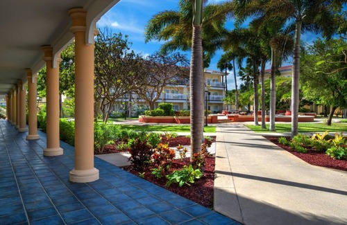 Frigate Bay Villa | Luxurious & Relaxing 2-bedroom 2 bath Villa in Frigate Bay St Kitts with WiFi