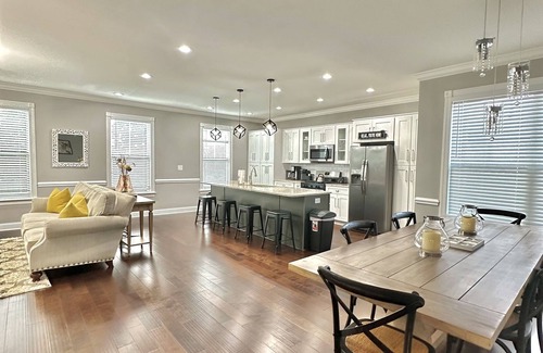 Greenville House | Luxurious Ladson House-B in Greenville, South Carolina