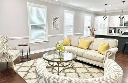 Greenville House | Luxurious Ladson House-B in Greenville, South Carolina