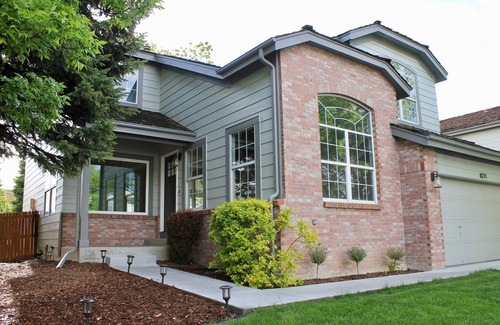 Columbine Knolls House | Luxurious Littleton 5-bedroom home near Red Rocks, Manor House & C-470.