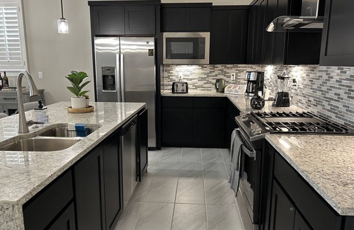 Biggs Field House | Luxurious modern home away from home.