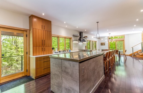 Stratton Mountain House | Luxurious Modern Home Steps to Gondola & Village