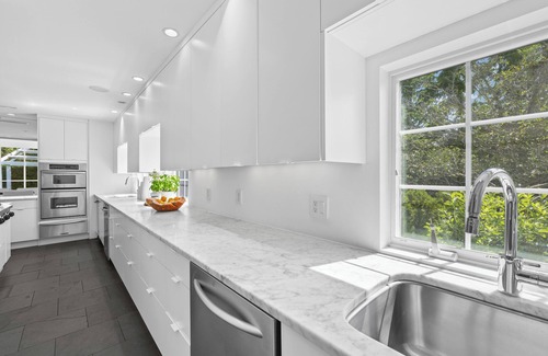 Rehoboth Beach House | Luxurious Modern Rehoboth Beach Retreat with Pool by an Award-winning Architect