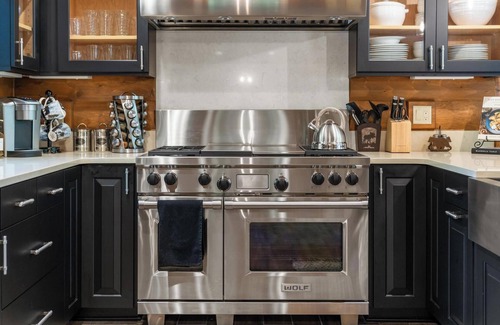 Boyne City Cabin | Luxurious Mountain Cabin with Three Bedrooms and Close to Slopes!