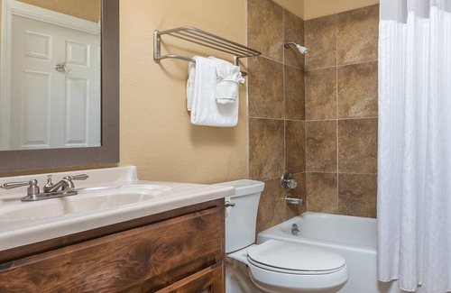 Flagstaff Resort | Luxurious Mountain View Golf Resort with tons of Amenities