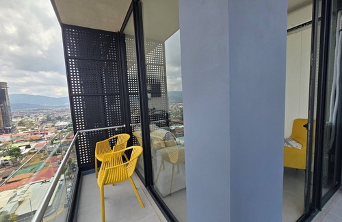 Barrio Escalante Apartment | Luxurious Mountain-View Condo in Escalante, San Jose Costa Rica