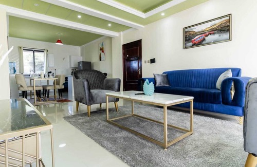 Kilimani Apartment | Luxurious Nairobi Apartment With Shared Pool and City Views
