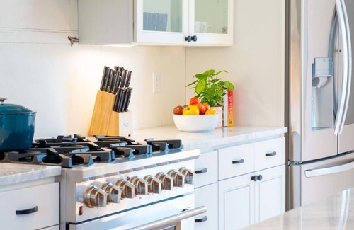 Nantucket House | Luxurious Nantucket Getaway | Heated Pool