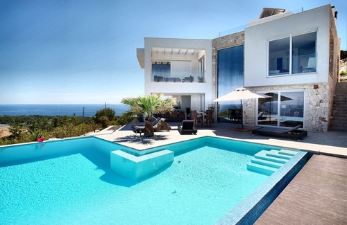 Cala Lliteres Villa | Luxurious new villa with spectacular sea views