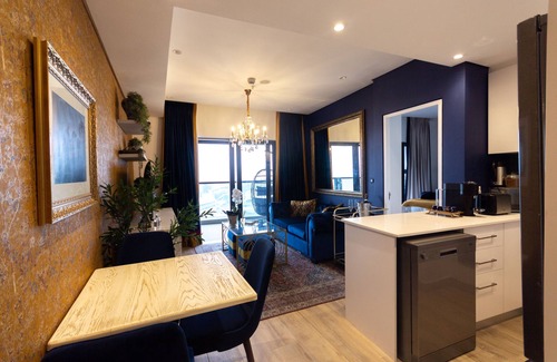 Umhlanga Apartment | Luxurious Ocean & City Views!