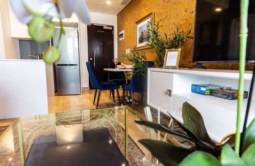 Umhlanga Apartment | Luxurious Ocean & City Views!