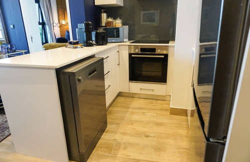 Umhlanga Apartment | Luxurious Ocean & City Views!