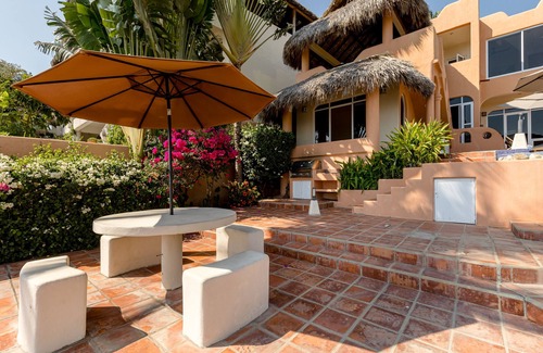 Hidalgo House | Luxurious Oceanfront Villa - Steps from Manzanillo Beach - Best View in Puerto