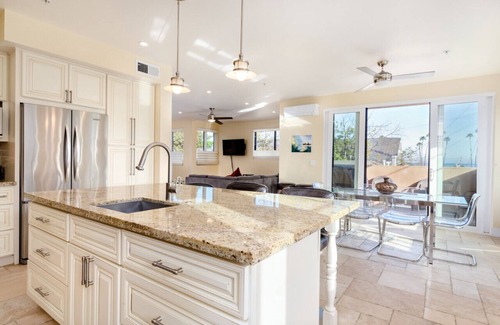 Westside Santa Cruz House | Luxurious Ocean View Villa